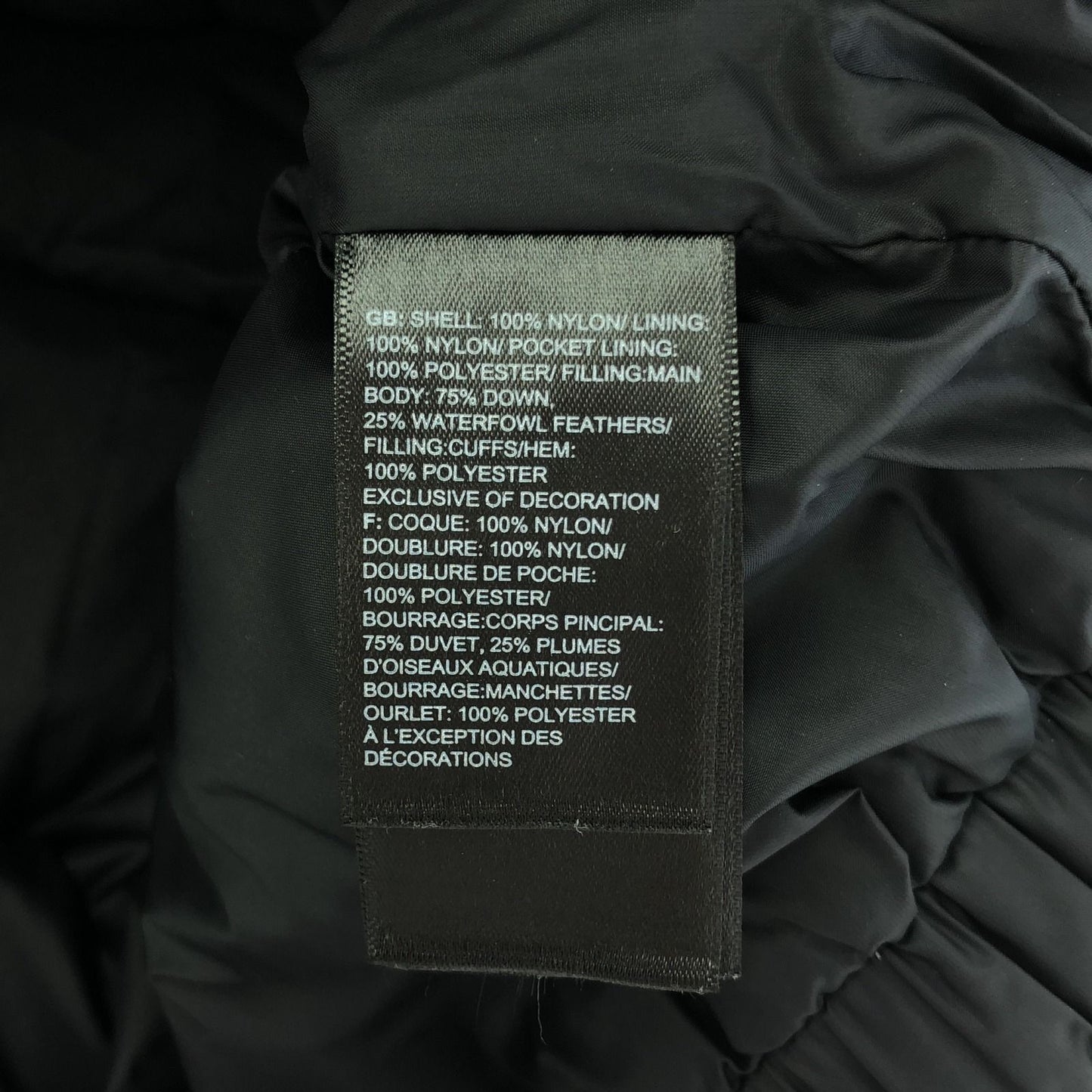 THE NORTH FACE Women's Black Down Jacket - Timeless Elegance