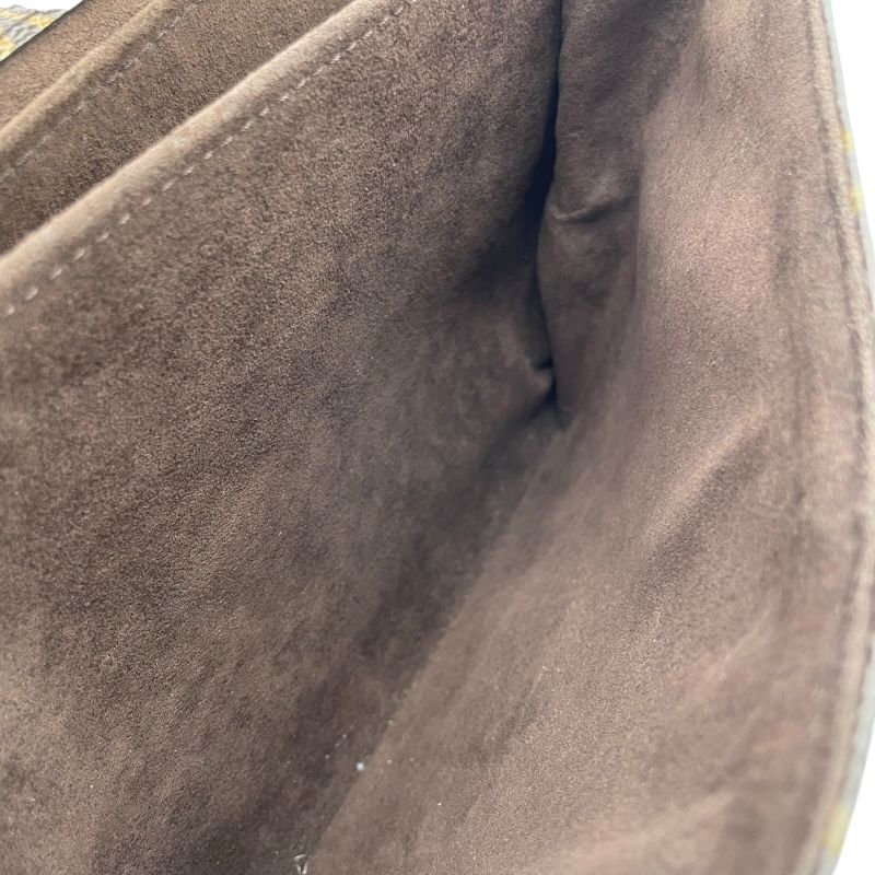 Louis Vuitton Pochette Métis MM Monogram Canvas Shoulder Bag