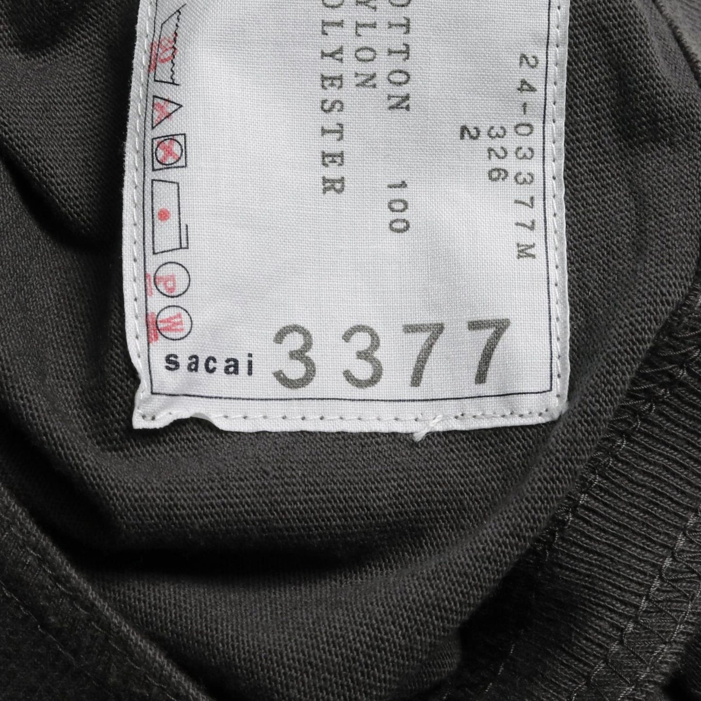 Sacai Cotton T-Shirt - Timeless Gray Elegance for Men