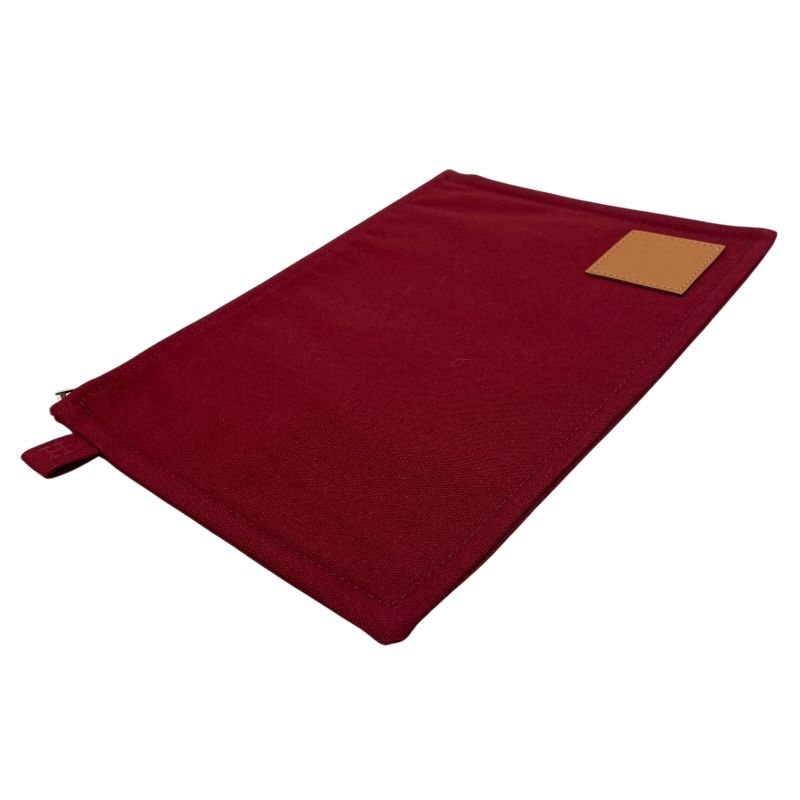 HERMES Bora Bora MM Pouch in Bordeaux with Silver Hardware