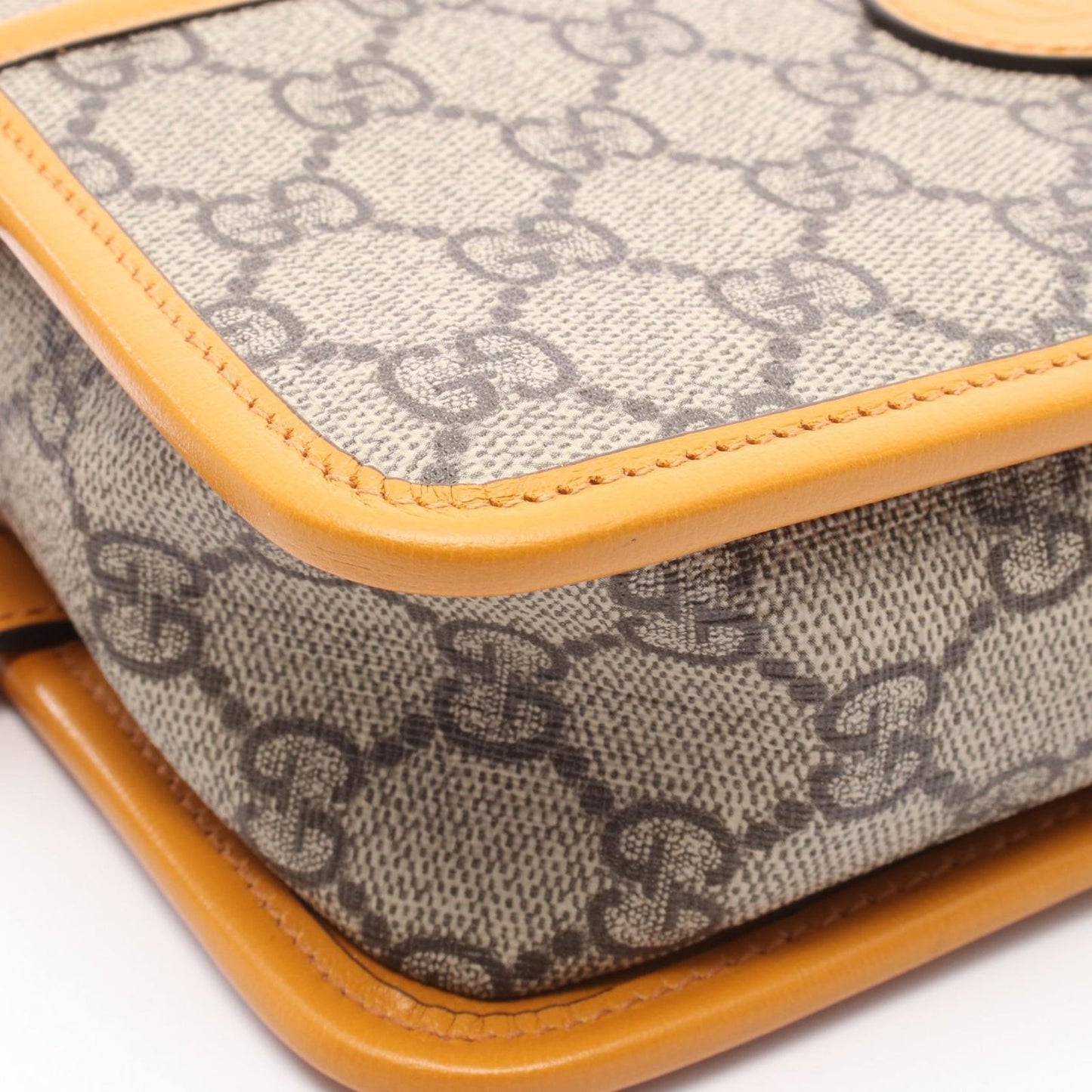 GUCCI GG Supreme Clutch Bag - Beige/Mustard PVC Canvas