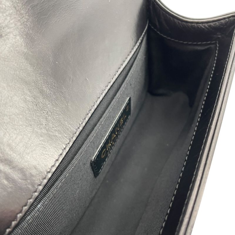 CHANEL Boy Chanel 20 Black Lambskin & Fur Shoulder Bag