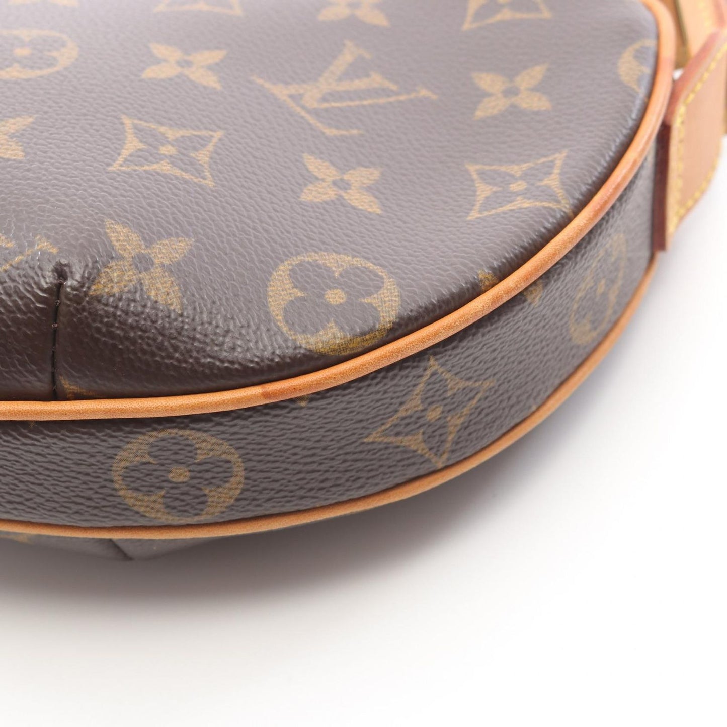 Louis Vuitton Monogram Croissant Shoulder Bag - Timeless Elegance