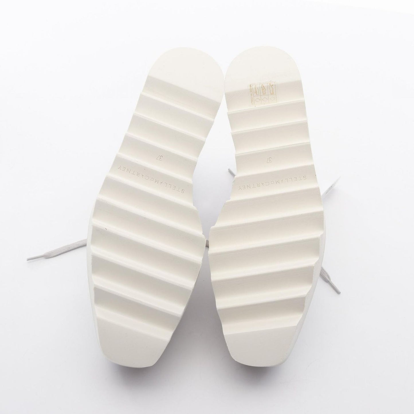 Stella McCartney ELYSE STAR Casual Shoes in Silver - Exquisite Craftsmanship