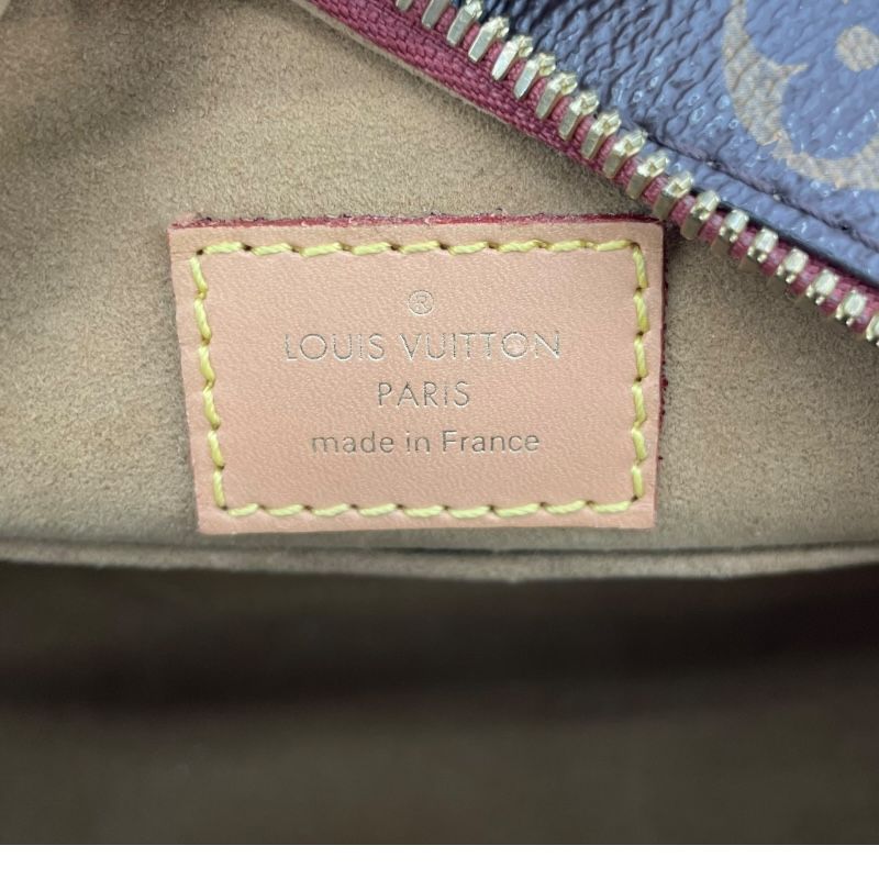 Louis Vuitton Boîte Chapeau Souple PM Monogram Canvas Shoulder Bag