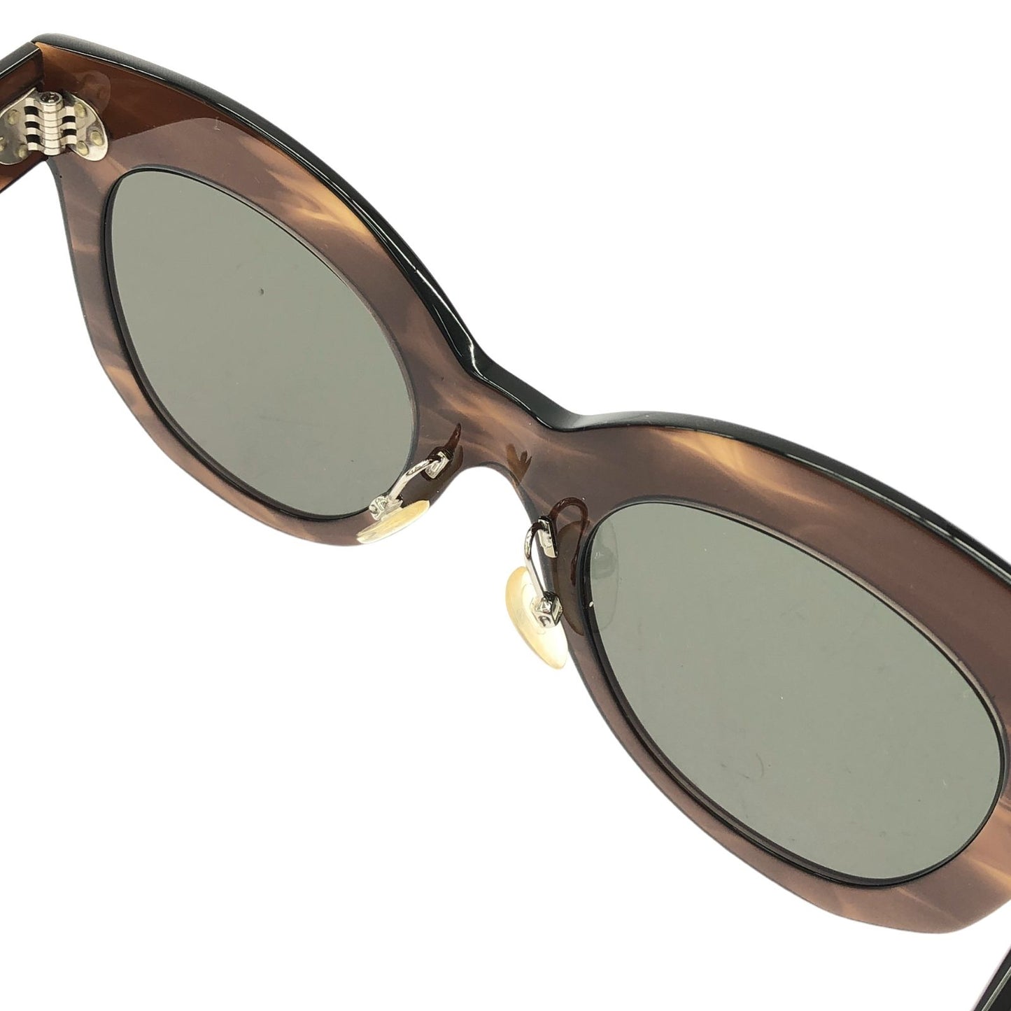 CELINE Brown Plastic Sunglasses - Timeless Elegance