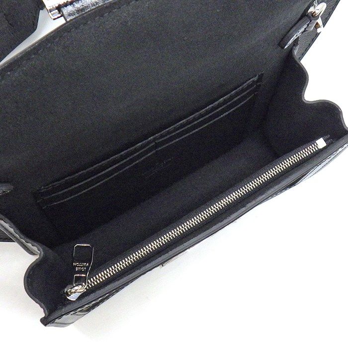 Louis Vuitton Dauphine Bum Bag M67696 - Monogram Giant Reverse