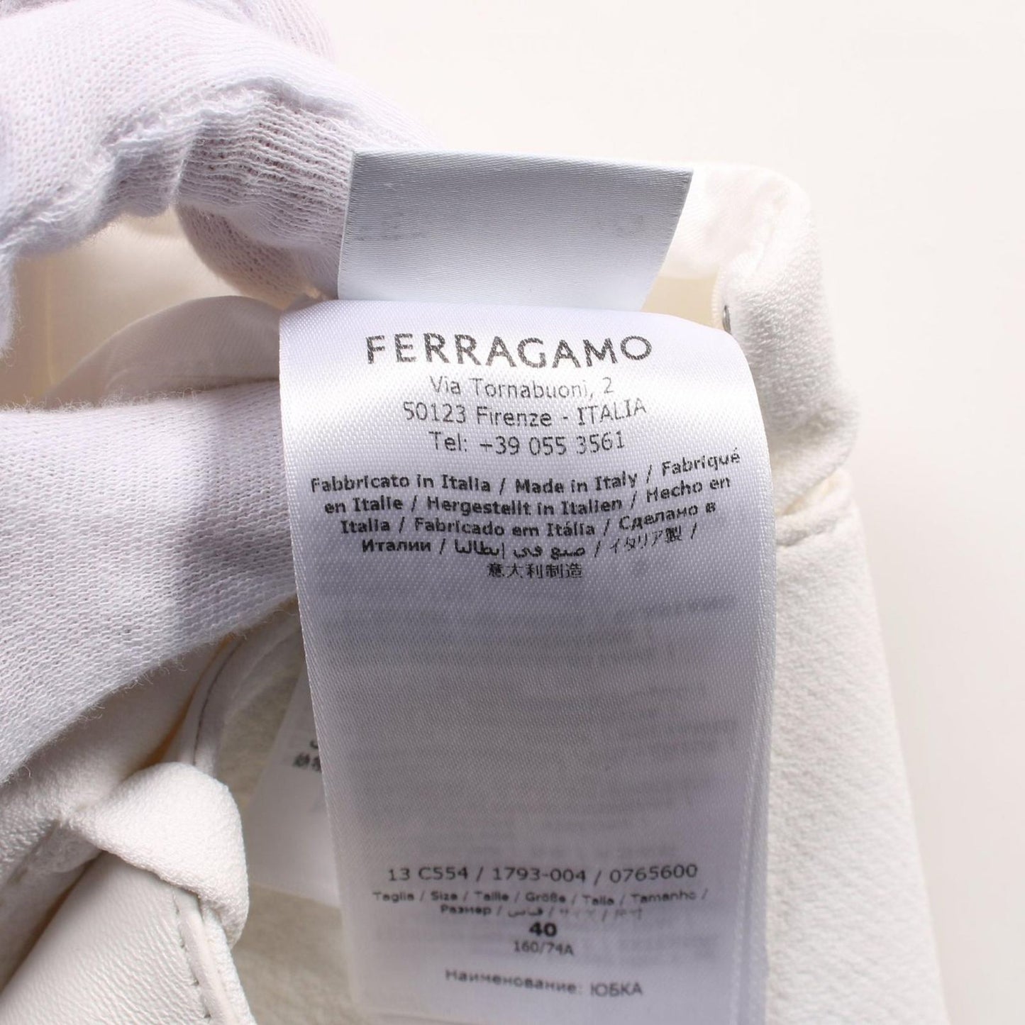 Salvatore Ferragamo Belt Motif White Rayon Skirt - Timeless Elegance