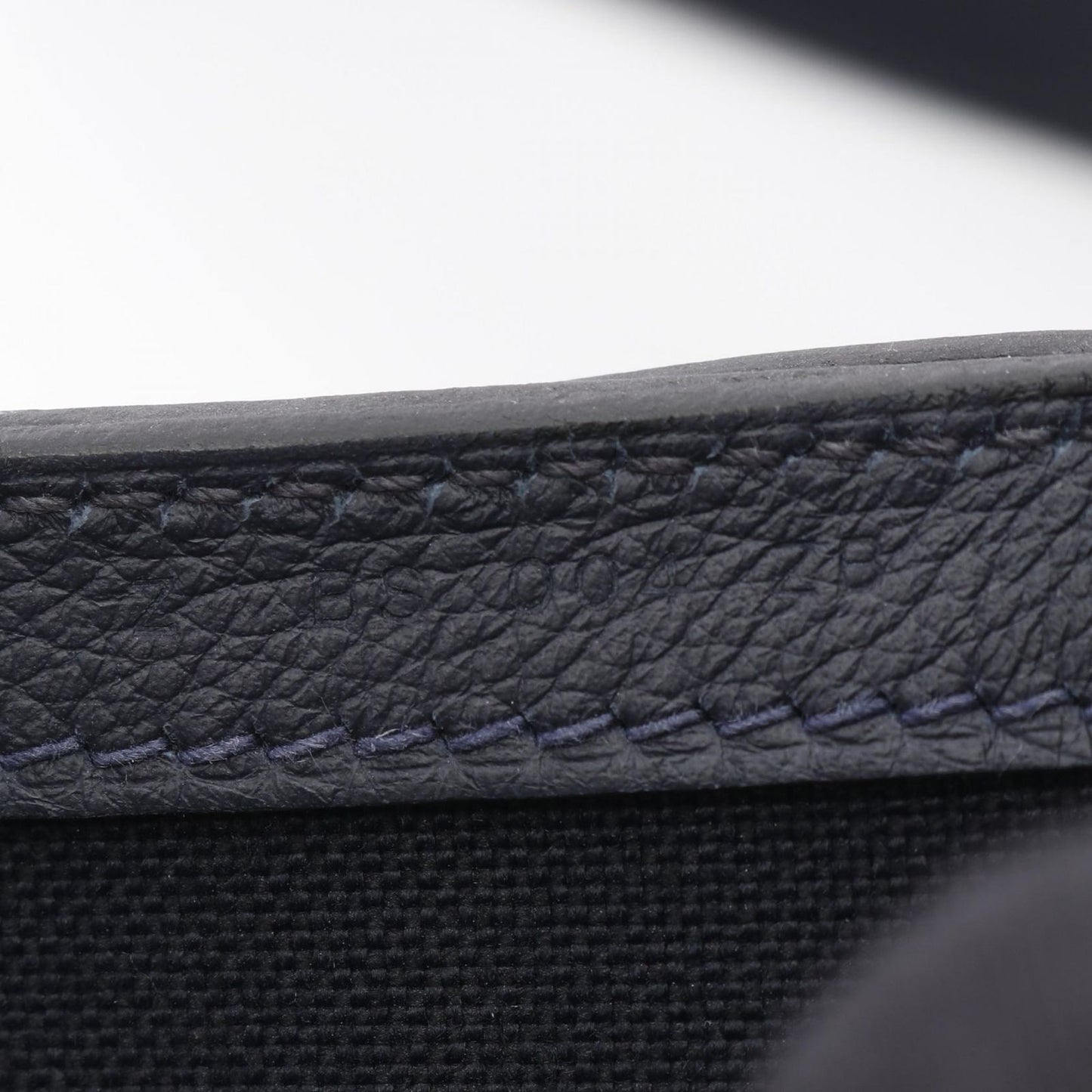 HERMES Steve Light Junior Shoulder Bag in Navy Blue - Exquisite Craftsmanship