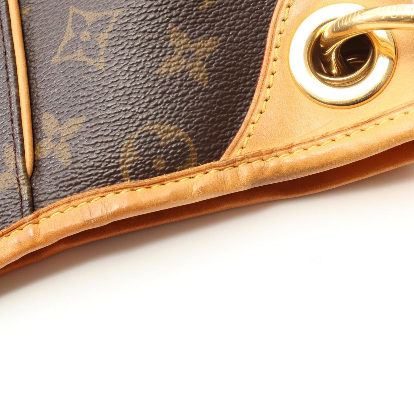 Louis Vuitton Galliera PM Shoulder Bag - Timeless Elegance