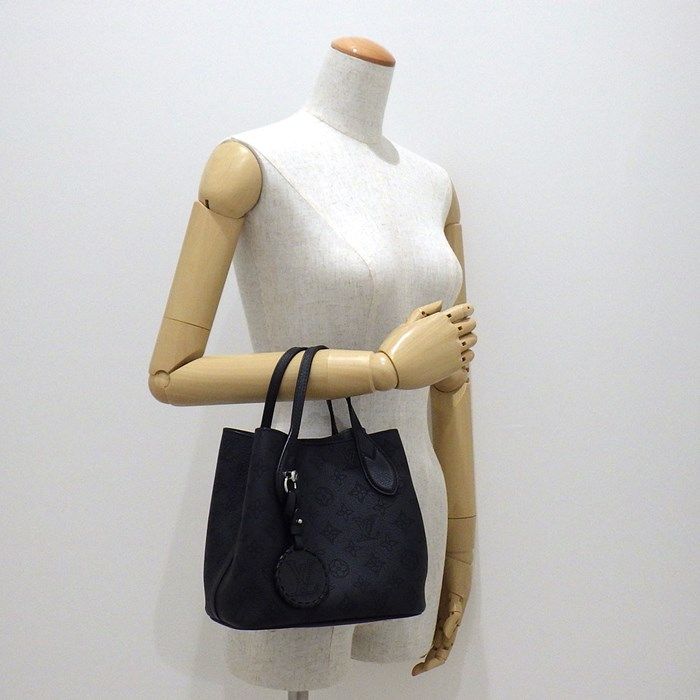Louis Vuitton Blossom PM Handbag in Noir Mahina Leather