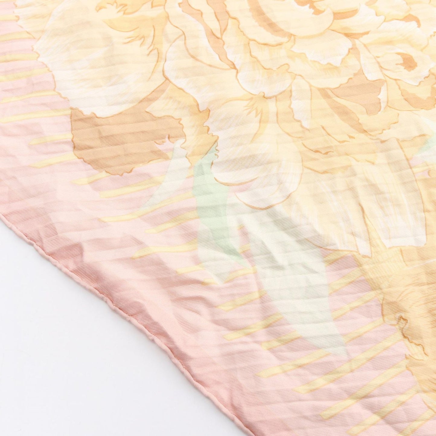 HERMES Les Pivoines Silk Scarf - Exquisite Pleated Design