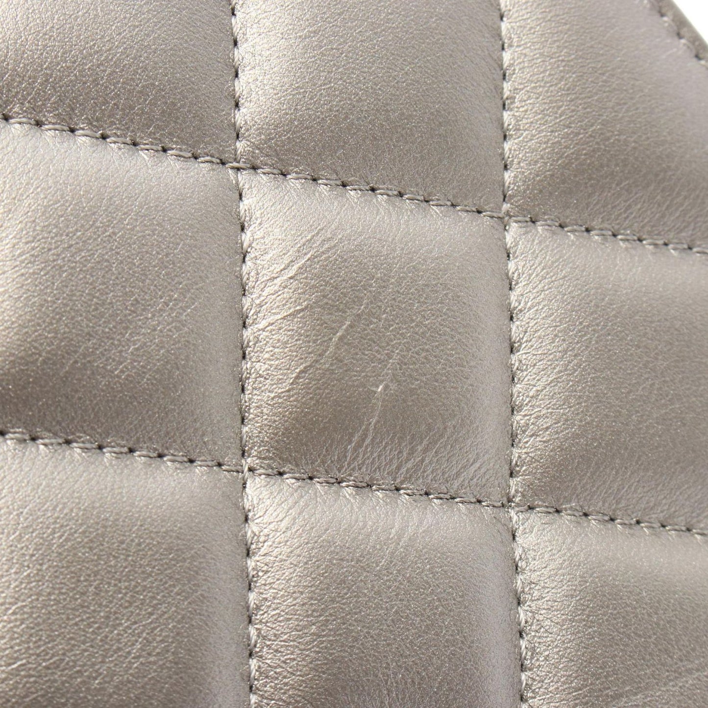 CHANEL Matelassé Silver Leather Shoulder Bag AP2344 - Timeless Elegance