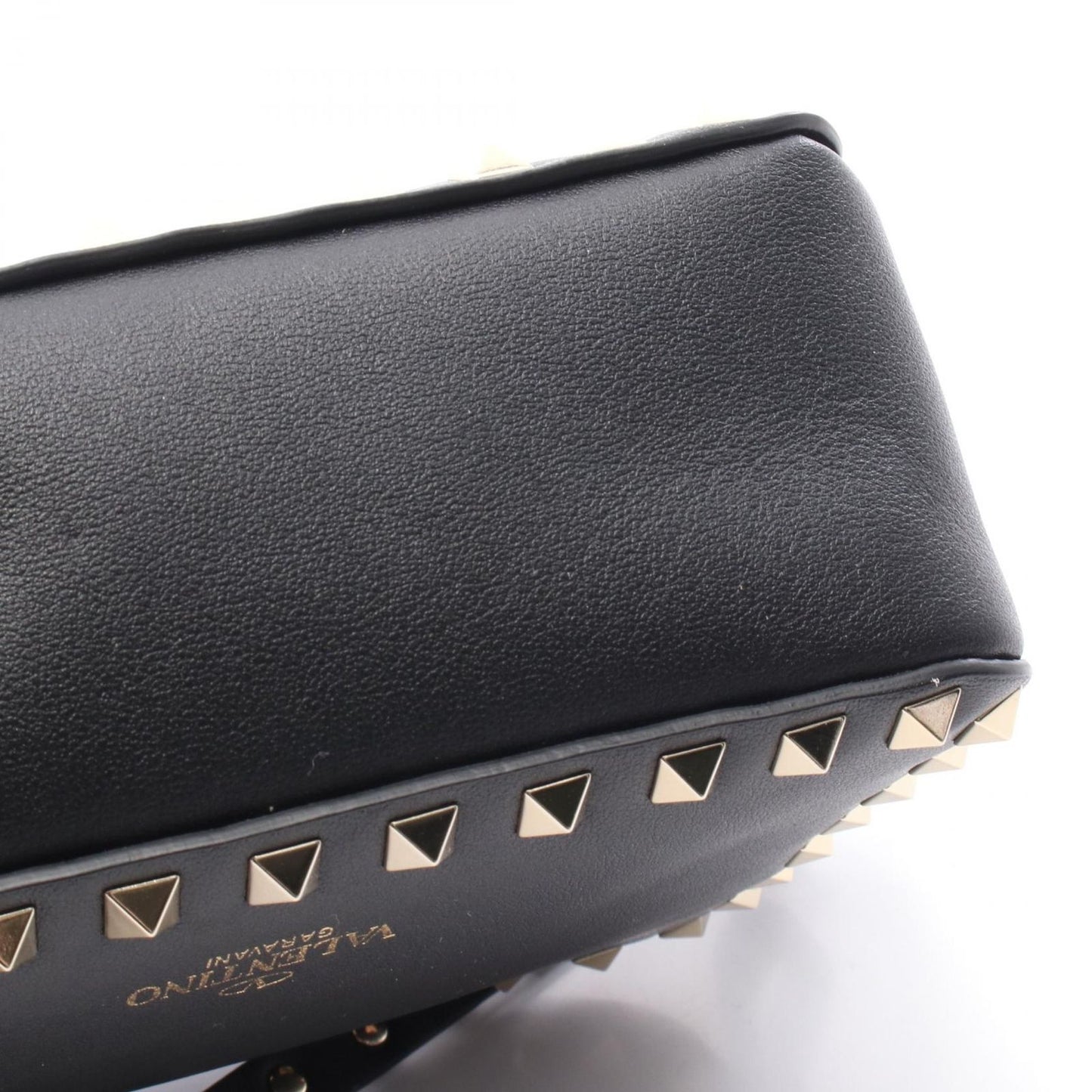 Valentino Rockstud Shoulder Bag in Black Leather - Timeless Elegance