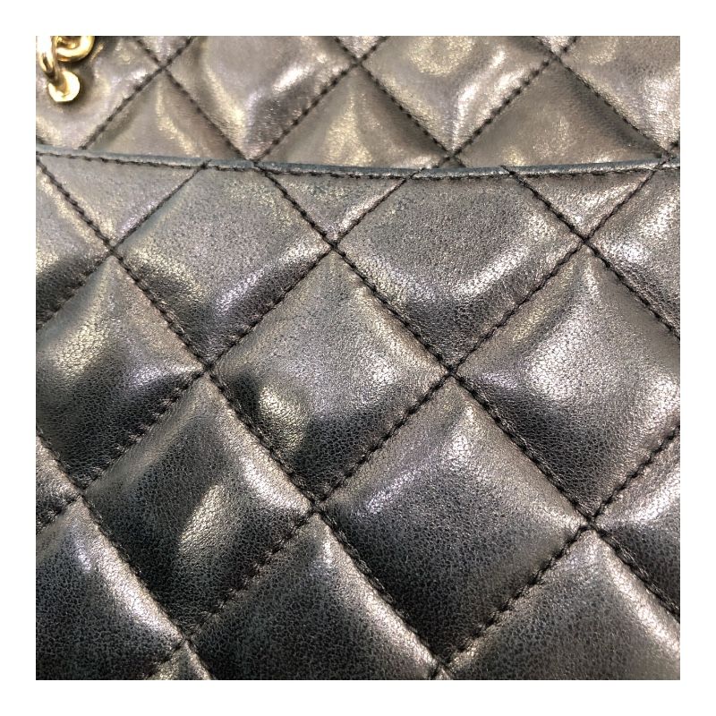 CHANEL Matelassé Chain Handbag - Black Lambskin, Iconic Elegance