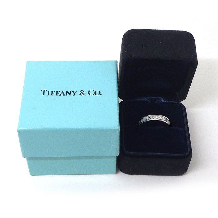 Tiffany & Co. Atlas Ring with 3 Diamonds in 18K White Gold
