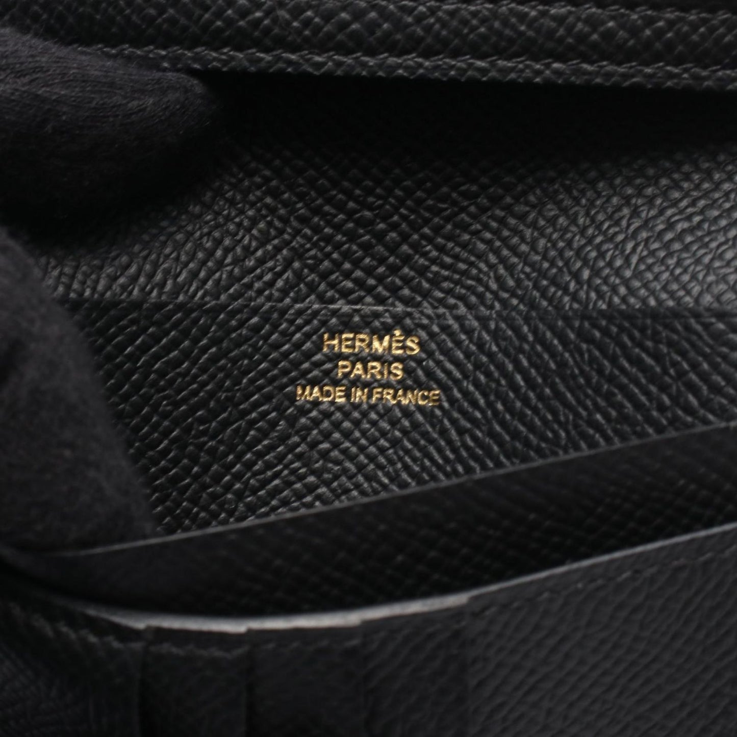 HERMES Béarn Compact Wallet in Black Calfskin - Timeless Elegance