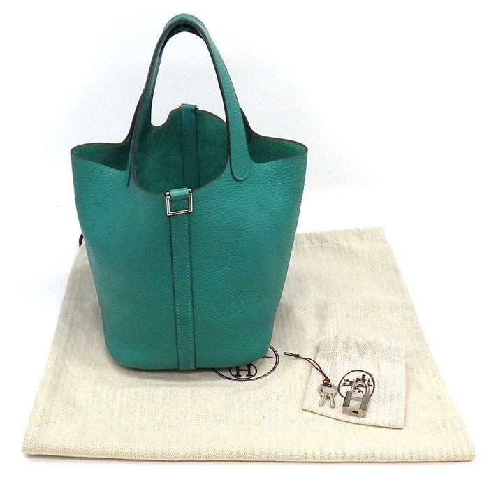 HERMES Picotin Lock PM Handbag - Green Togo Leather, 2020