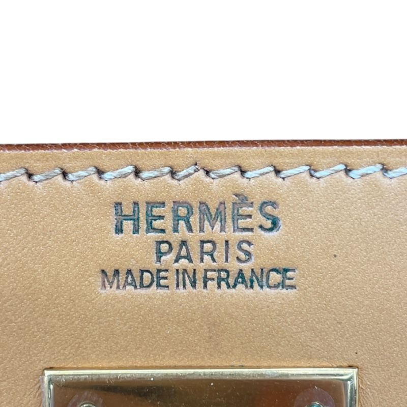 HERMES Kelly 32 Natural Sable with Gold Hardware - Timeless Elegance