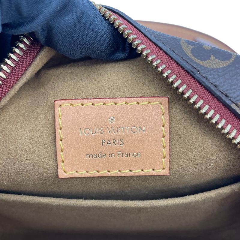Louis Vuitton Boîte Chapeau Souple PM Monogram Canvas Shoulder Bag