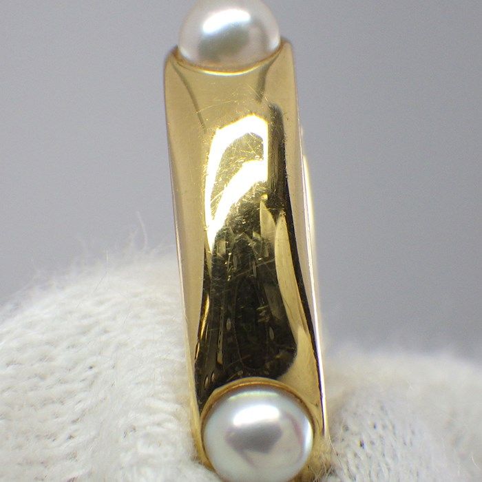 MIKIMOTO Square Hoop Earrings with 3.0mm Baby Pearls in K18YG