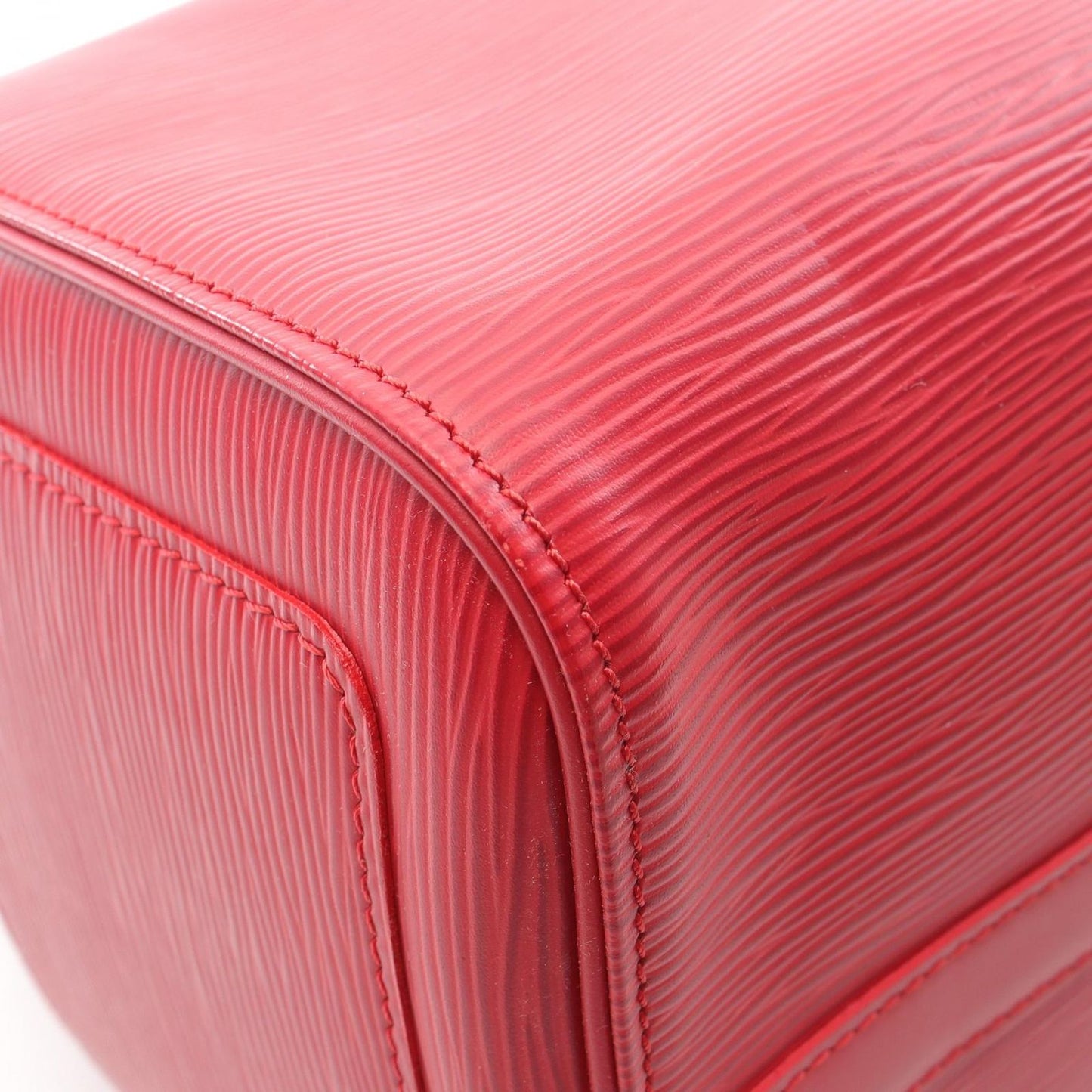 Louis Vuitton Speedy 30 Epi Handbag in Rouge - Timeless Elegance