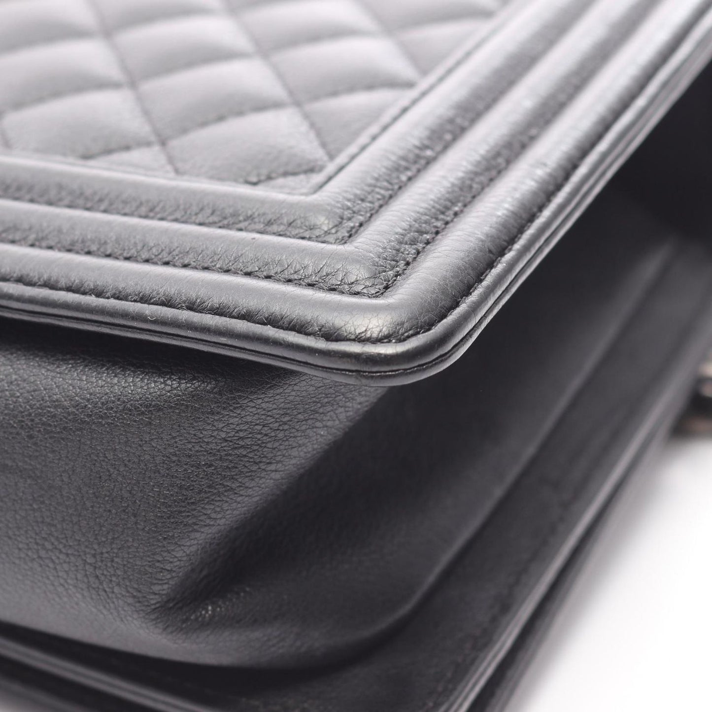 CHANEL Boy Chanel Shoulder Bag A67086 in Black Leather