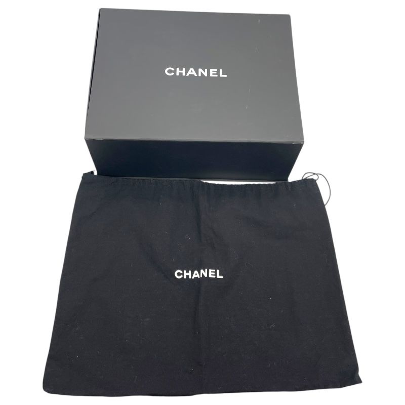 CHANEL Matelassé 25 Light Blue Caviar Skin Shoulder Bag