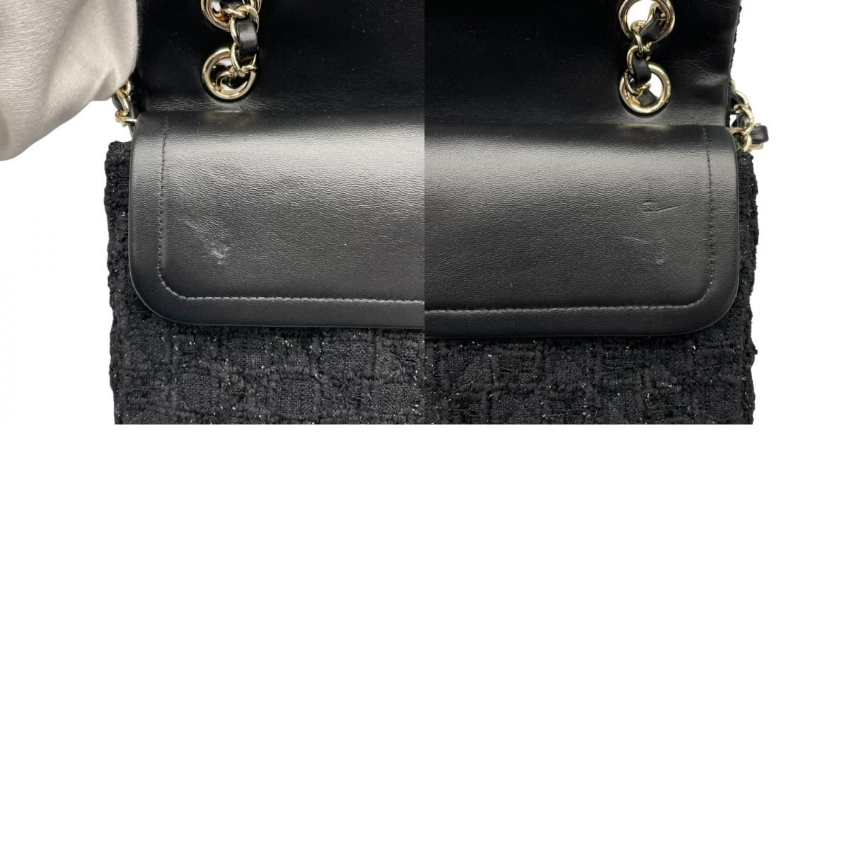 CHANEL Matelassé 25 Black Tweed Shoulder Bag with Gold Hardware
