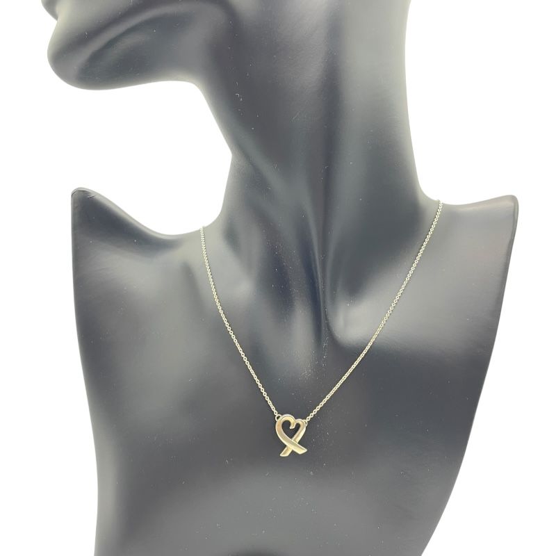 Tiffany & Co. Heart Necklace in Sterling Silver - Timeless Elegance