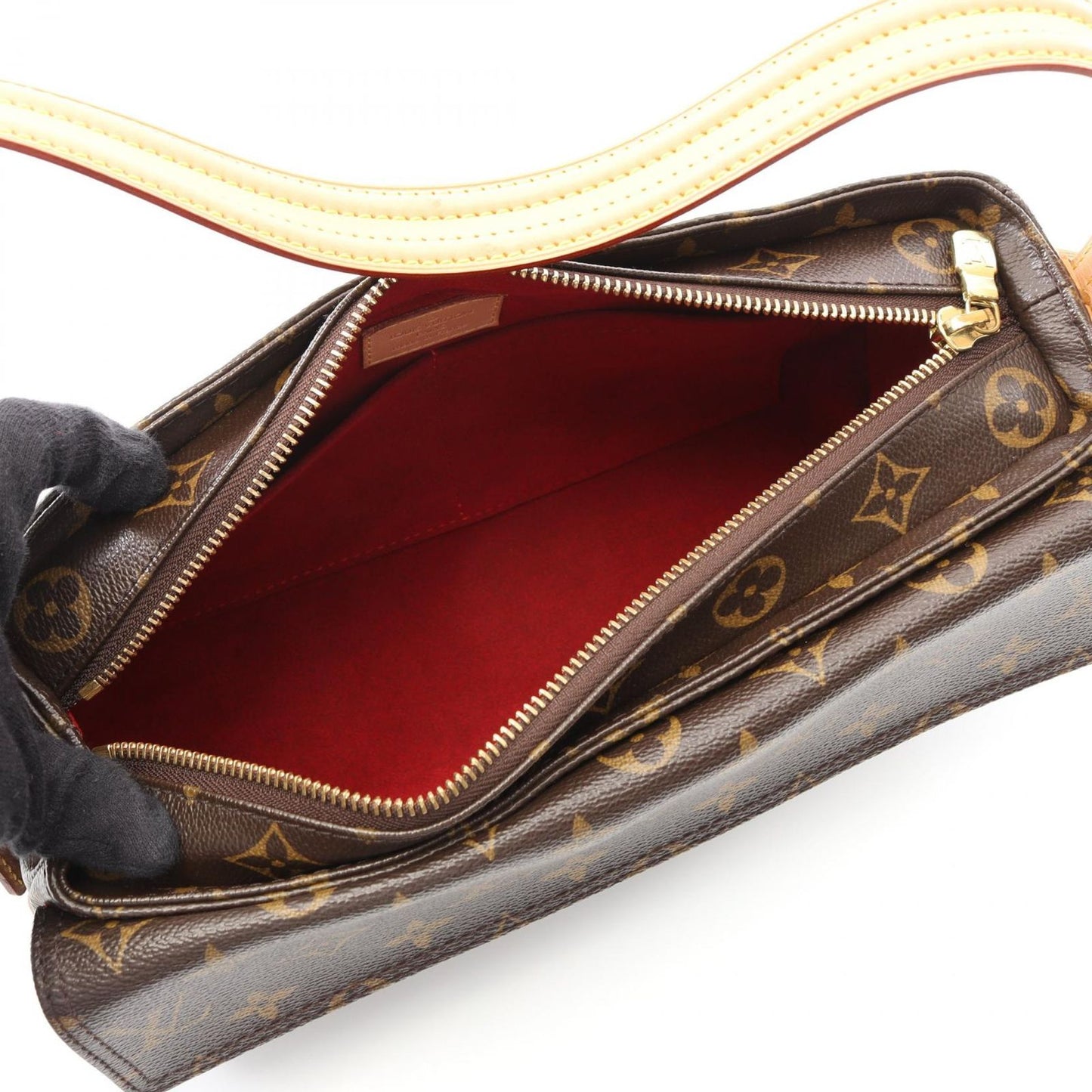 LOUIS VUITTON Viva Cite MM Monogram Shoulder Bag - Timeless Elegance