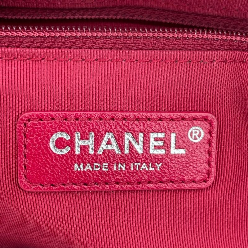 CHANEL Gabrielle Hobo Medium Bag - White & Black with Gold Accents