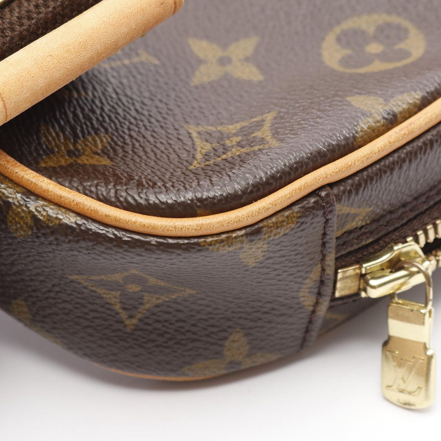 Louis Vuitton Monogram Pochette Gange Waist Bag - Timeless Elegance