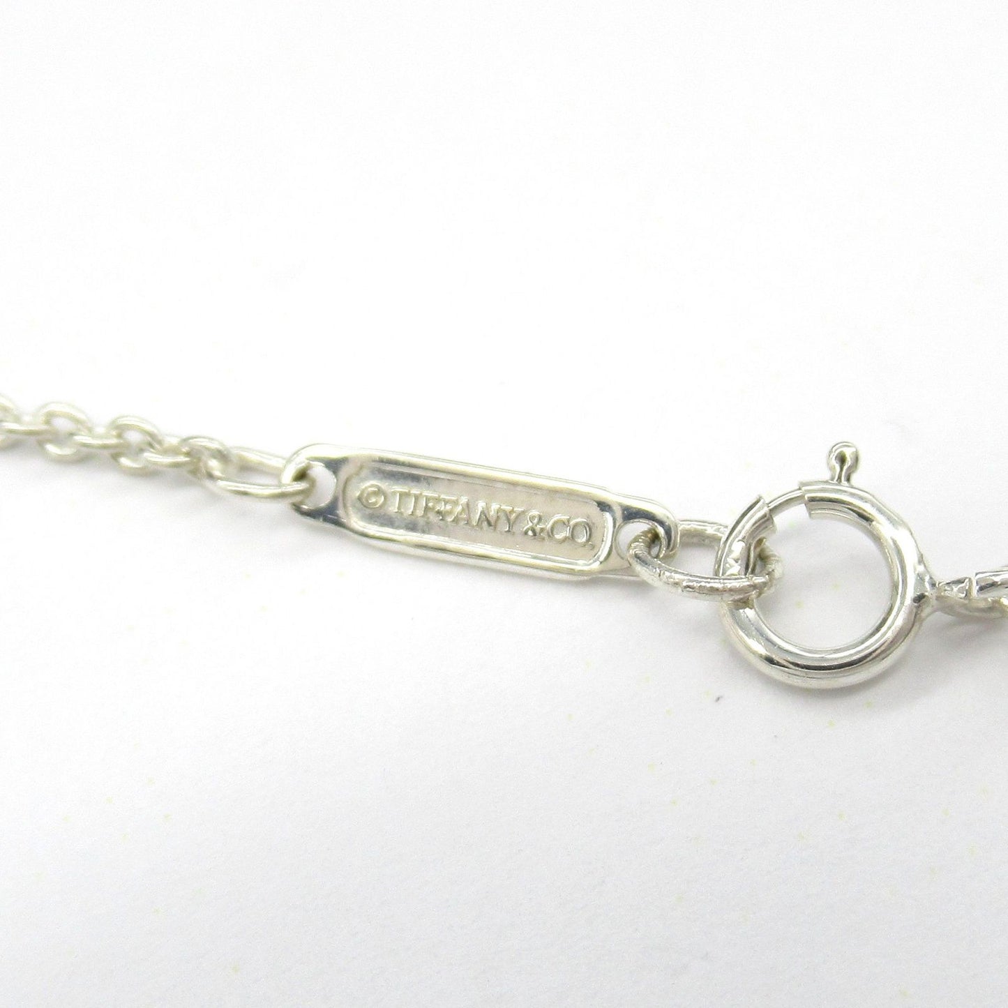 TIFFANY & CO Atlas Cube Necklace in Silver 925 - Exquisite Elegance