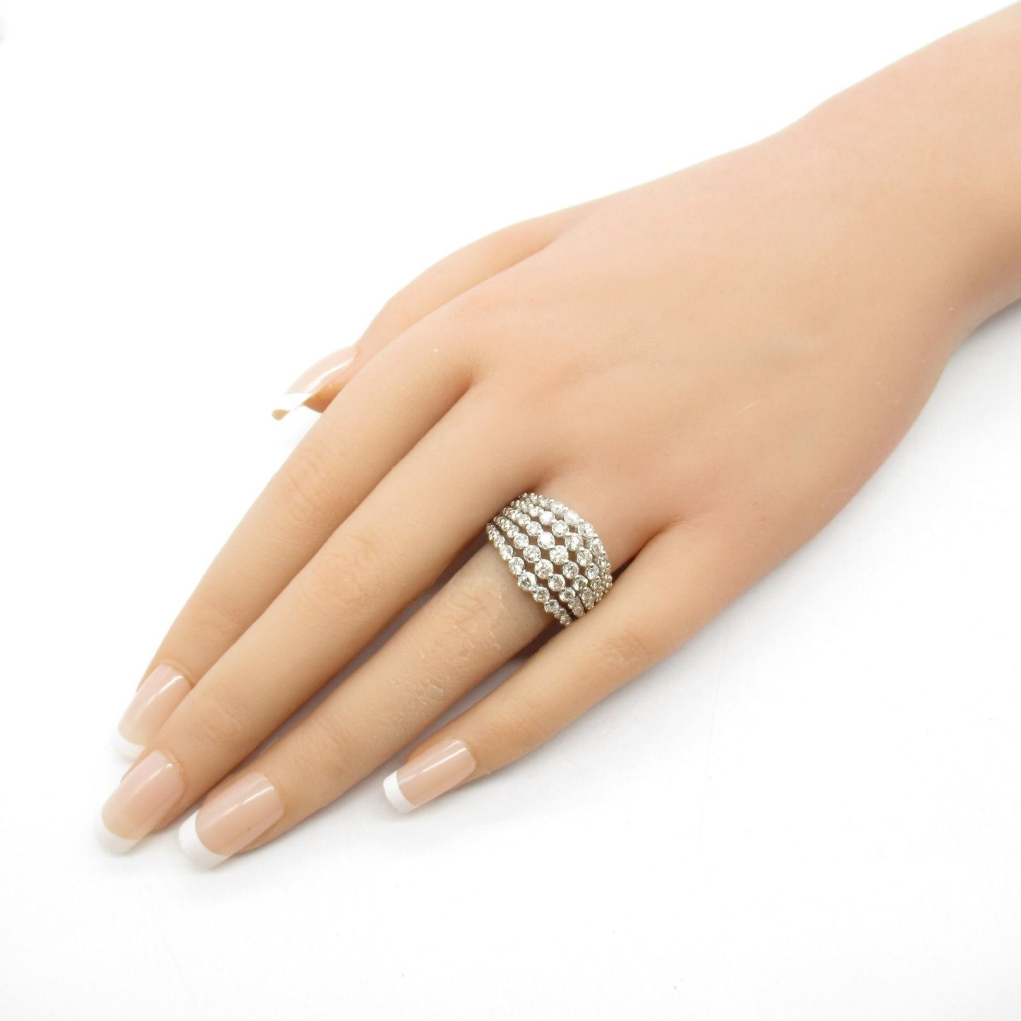 Exquisite Diamond Ring in K18 White Gold - 2.50ct Luxury