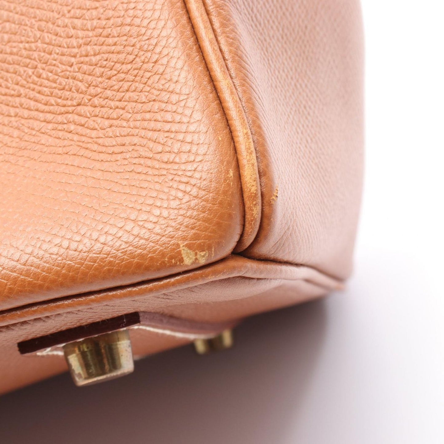 HERMES Haut à Courroies 32 Handbag in Gold Leather