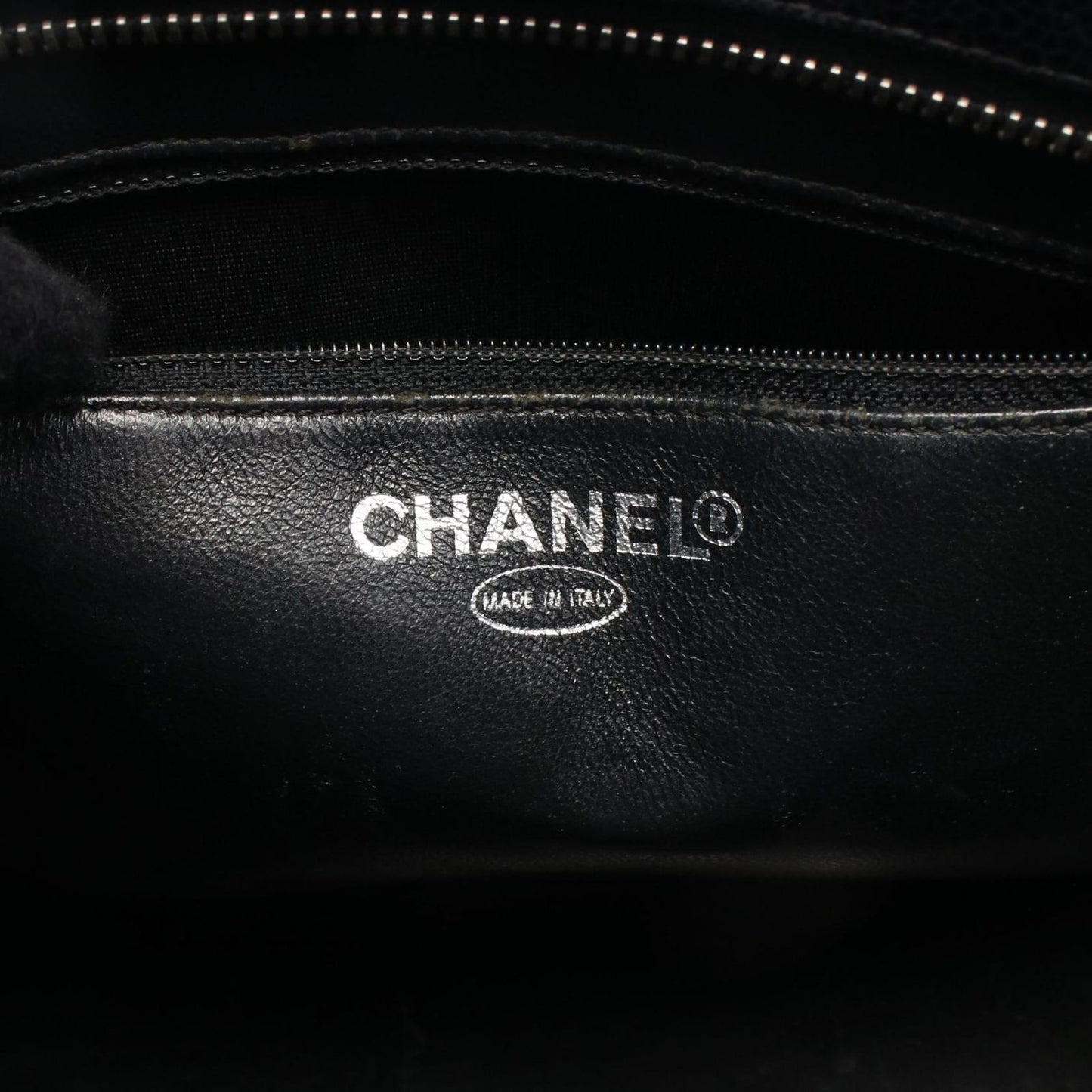 CHANEL Reissue Tote A01804 in Black Calfskin - Timeless Elegance