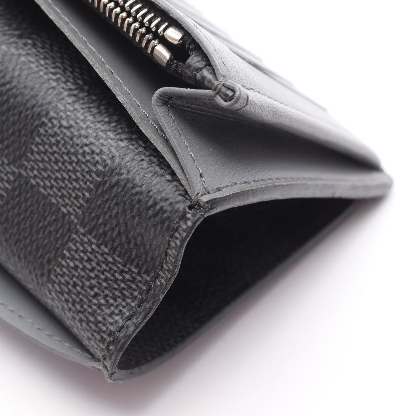 LOUIS VUITTON Portefeuille Brazza Damier Graphite Stripe Wallet