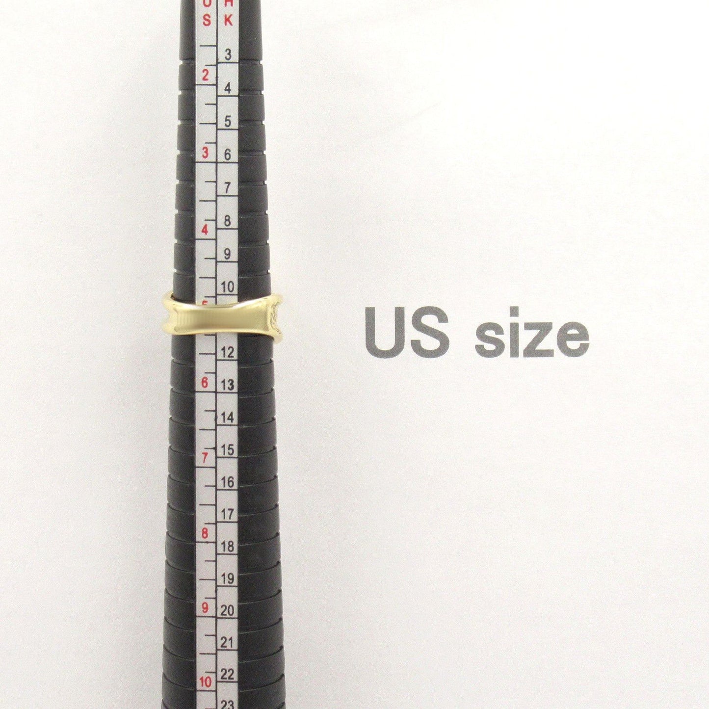 TASAKI Freshwater Pearl Ring in 18K Yellow Gold with Diamonds