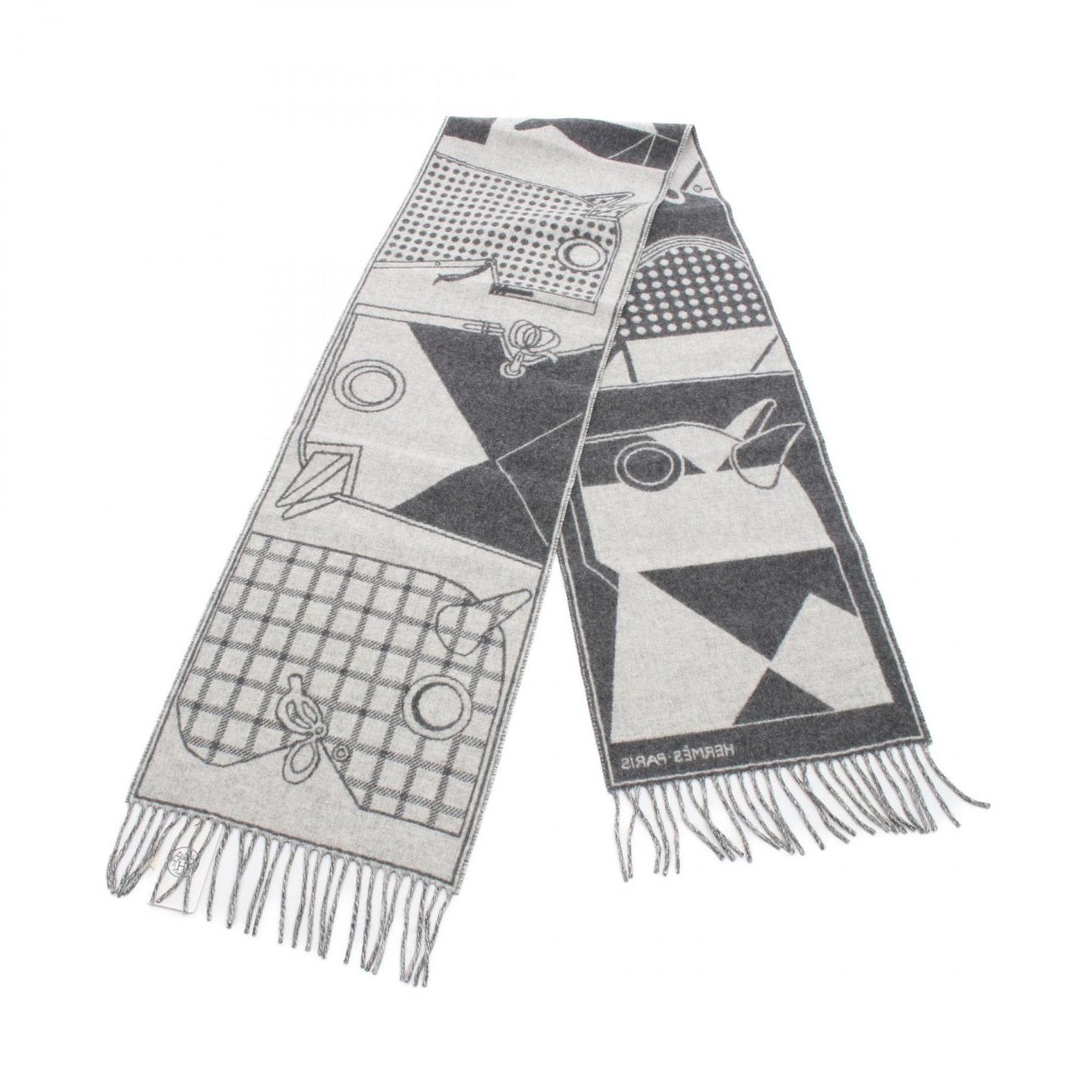 HERMES Camail Scarf in Luxurious Cashmere - Unused Condition