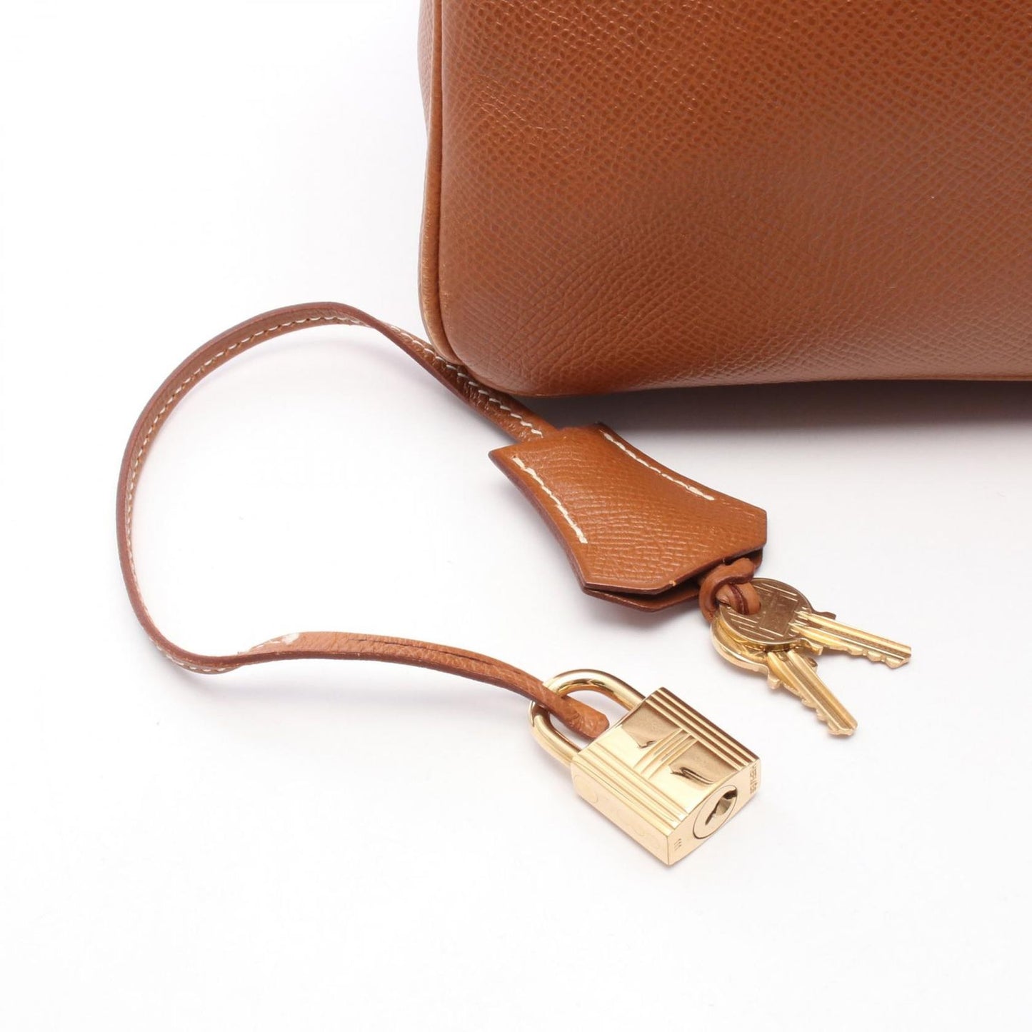 HERMES Haut à Courroies 32 Handbag in Gold Leather