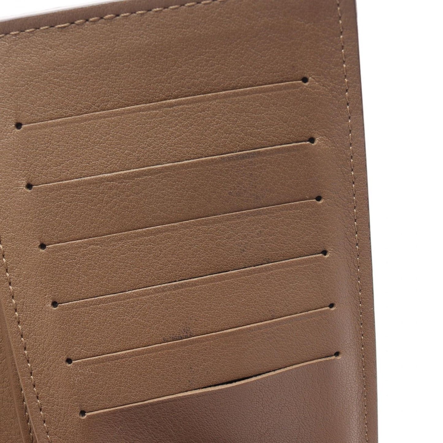 Louis Vuitton Portefeuille Brazza Wallet in Avane - Timeless Elegance