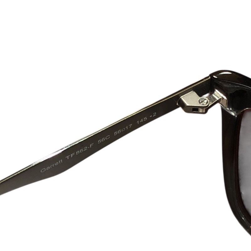TOM FORD Wellington Sunglasses in Grey - Timeless Elegance