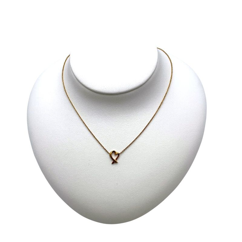 Tiffany & Co. Loving Heart Necklace in 750 Gold - Exquisite Elegance