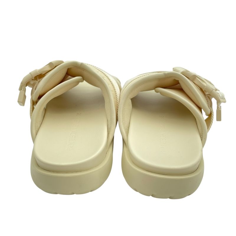 Bottega Veneta Cream Leather Sandals for Women - Size 36