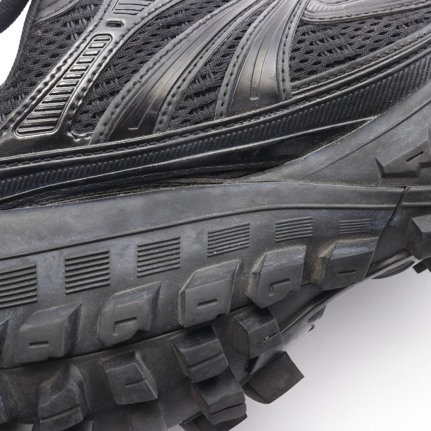 BALENCIAGA Bouncer Sneakers - Timeless Black Elegance