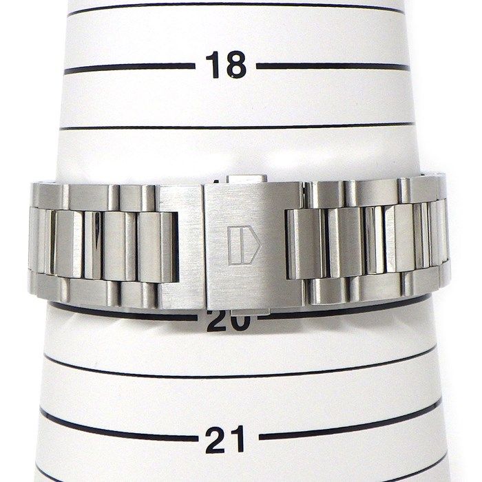 TAG Heuer Carrera Calibre 01 with Diamond Bezel - Exquisite Timepiece