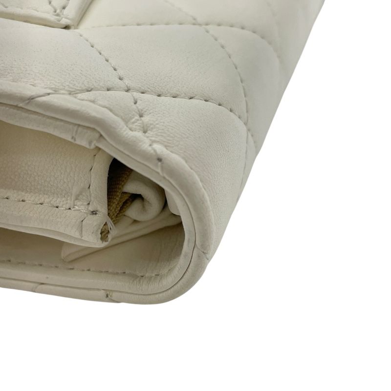 CHANEL Matelassé Coco Ball Chain Wallet - White & Gold Hardware