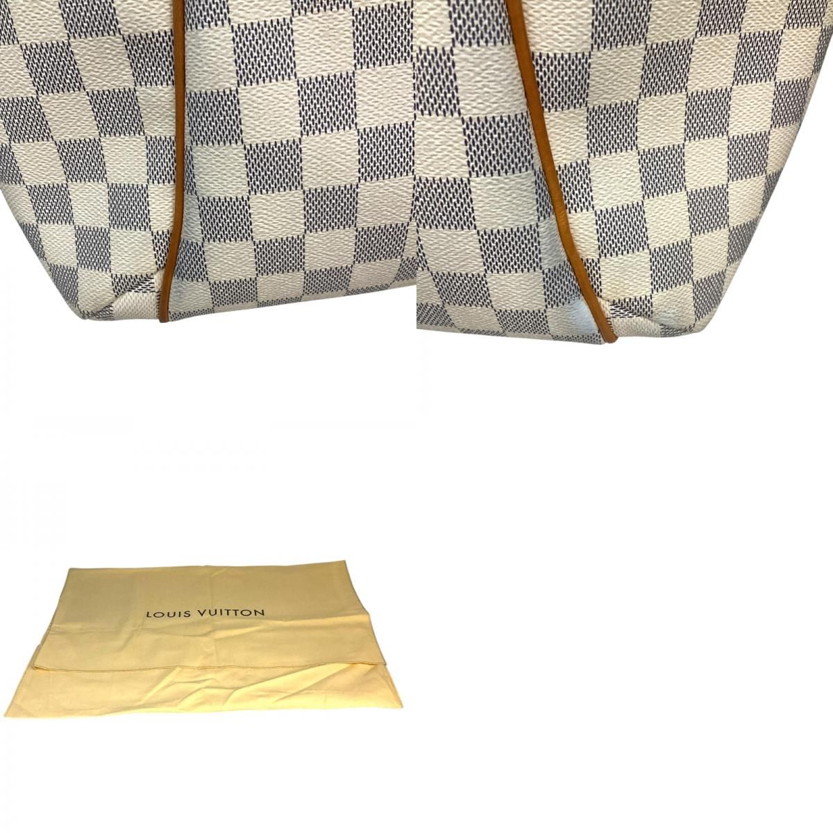 Louis Vuitton Totally MM Shoulder Bag - Timeless Elegance