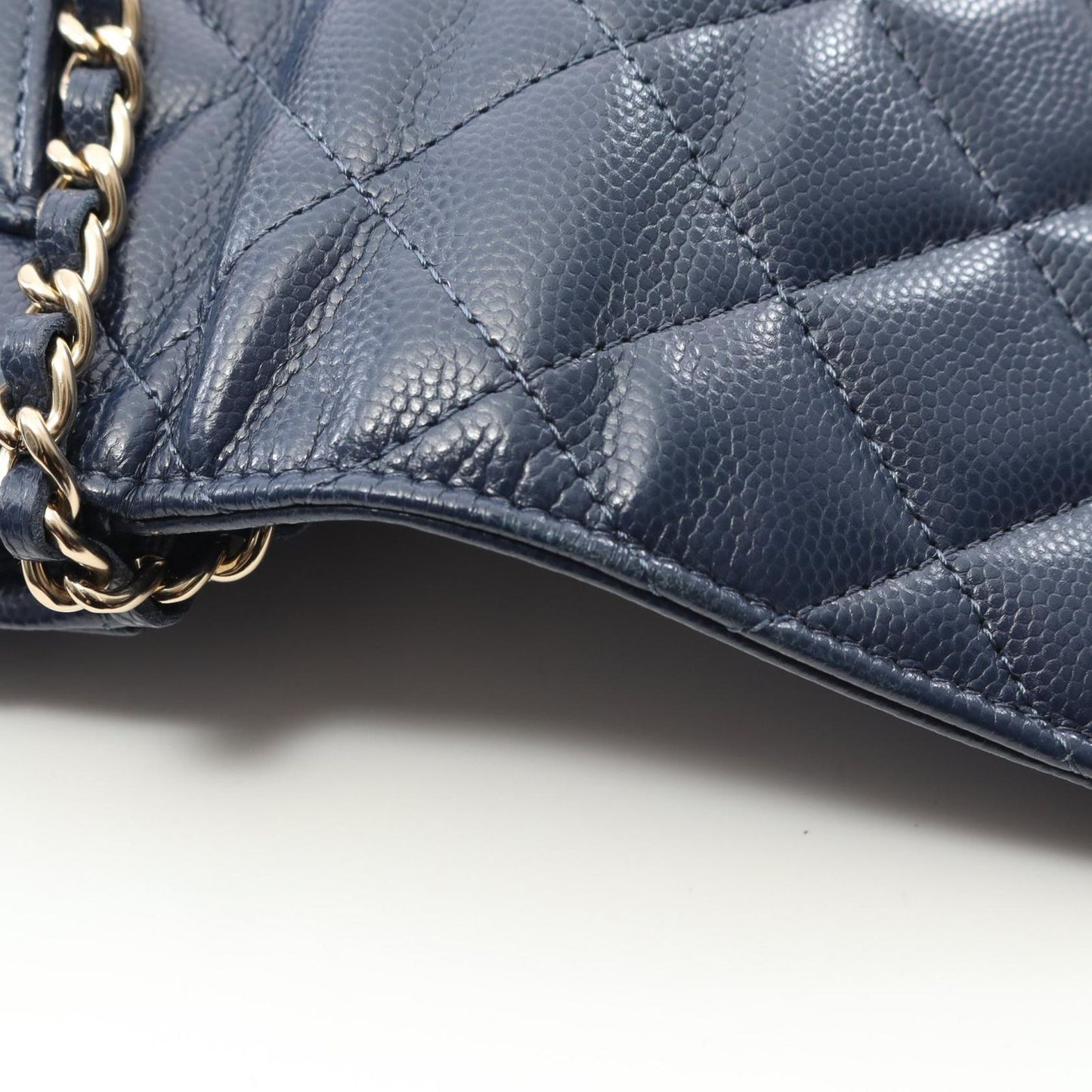 CHANEL Matelassé Shoulder Bag AP4246 in Navy Calfskin